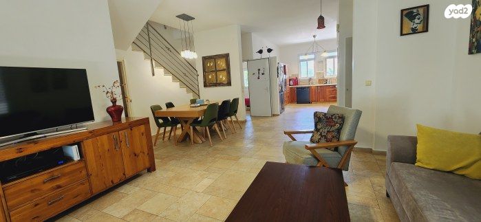 בית פרטי/ קוטג', אורנית