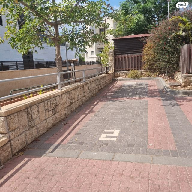 גג/ פנטהאוז, שלונסקי, נאות שקמה, ראשון לציון