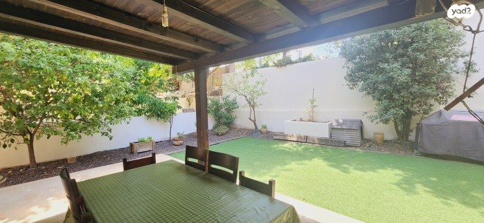 בית פרטי/ קוטג', אורנית