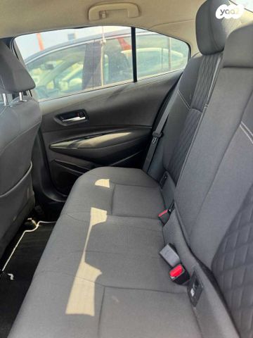 טויוטה קורולה