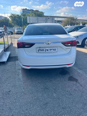 טויוטה אוונסיס