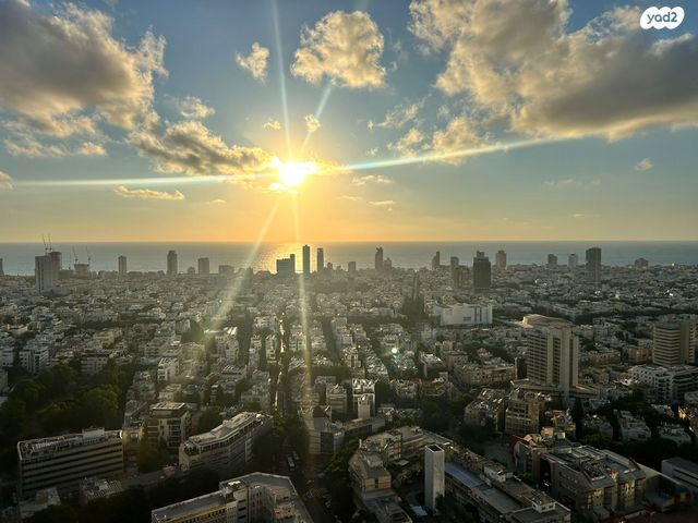 החשמונאים 100