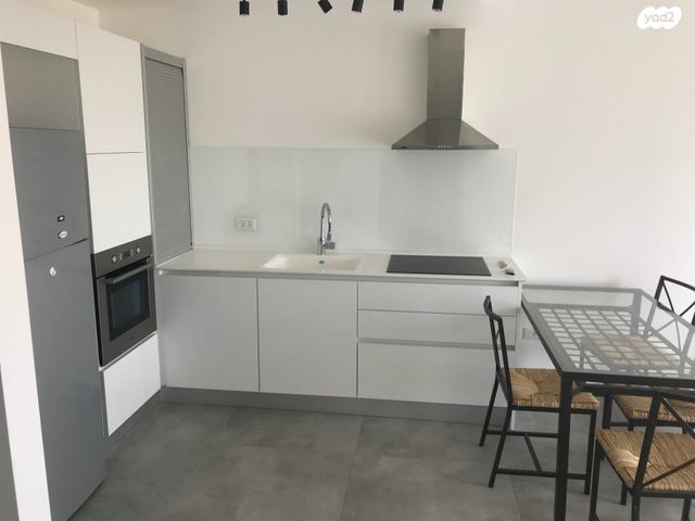 דירה, דרך מנחם בגין, תל אביב יפו