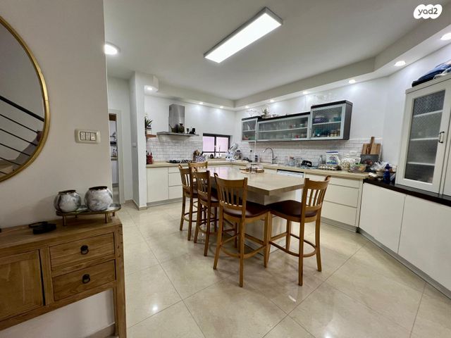 בית פרטי/ קוטג', אפשטיין 27, נווה חיים, חדרה