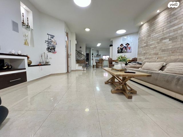 בית פרטי/ קוטג', אפשטיין 27, נווה חיים, חדרה