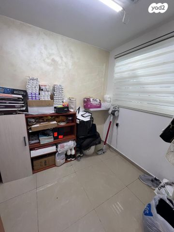 חנויות/ שטח מסחרי, ביאליק, שכונת חשמונאים, מרכז העיר א, רמת גן