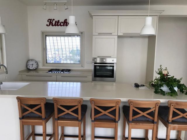 בני משה 27