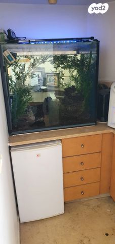 בניין משרדים, דרך זאב ז'בוטינסקי 155, נחלת גנים, רמת גן