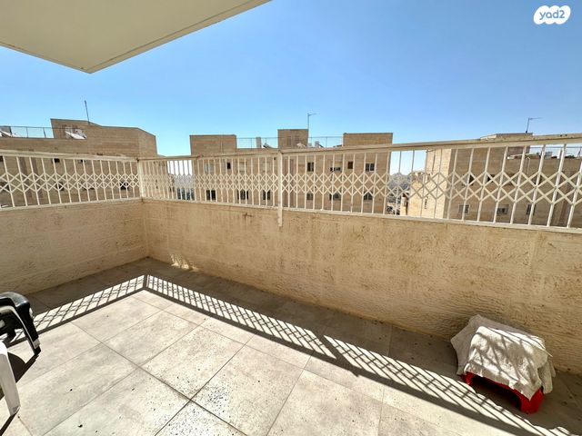 דירה, זאב פלק, חומת שמואל, הר חומה, ירושלים