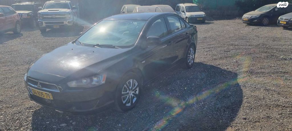 מיצובישי לנסר