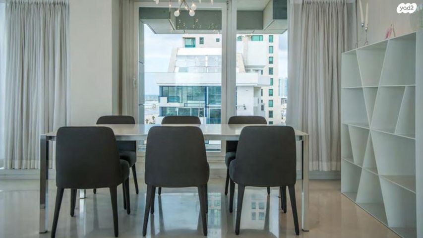 דירה, רציף הרברט סמואל, כרם התימנים, תל אביב יפו