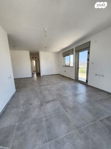 גג/ פנטהאוז, רמב"ם, ראשון לציון