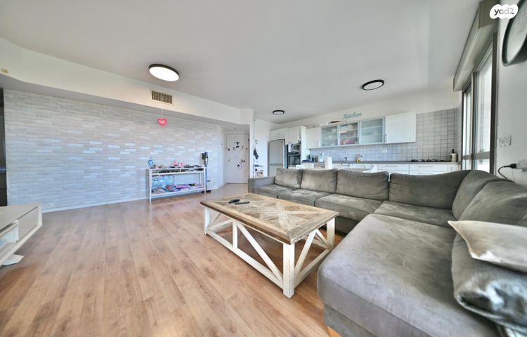 דירה, פסגת אונו, קרית אונו