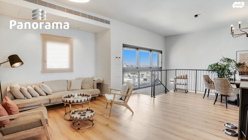 גג/ פנטהאוז, המחוגה, תל אביב יפו