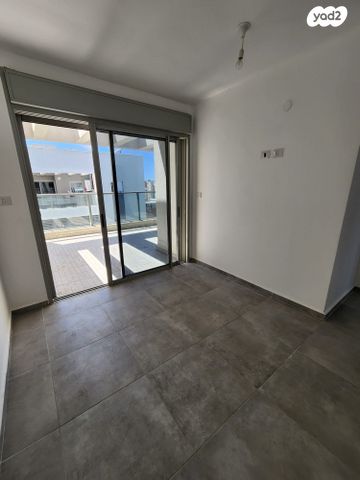 גג/ פנטהאוז, רמב"ם, ראשון לציון