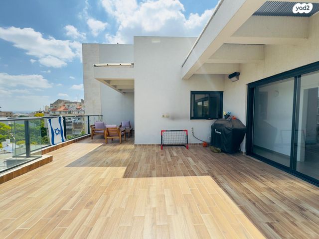 גג/ פנטהאוז, מרכז, כפר סבא