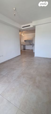 דירה, הרצליה