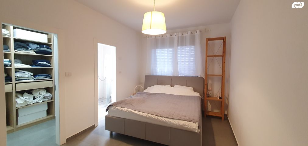 דירה, רחובות המדע, רחובות