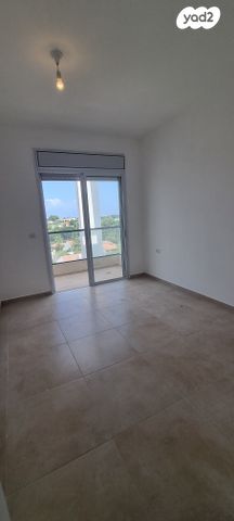 דירה, הרצליה