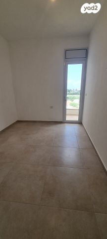 דירה, הרצליה