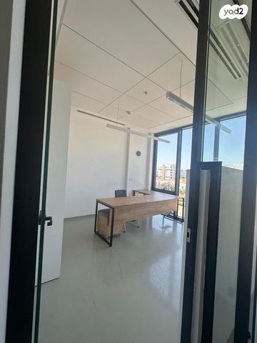 משרדים, נס ציונה