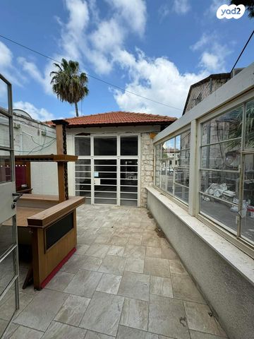 קליניקות, שדרות בן גוריון, המושבה הגרמנית, חיפה