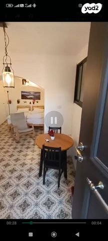 דו משפחתי, אחווה, טבריה