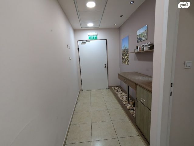 משרדים, יצחק בן צבי 10, מרכז אזרחי, באר שבע