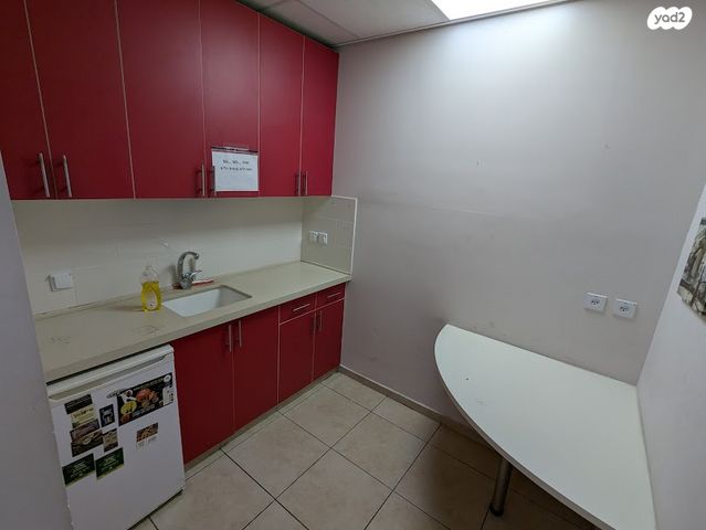 משרדים, יצחק בן צבי 10, מרכז אזרחי, באר שבע