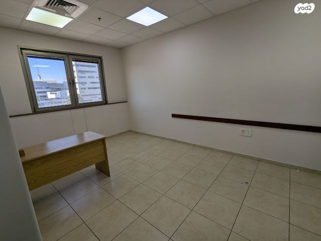 משרדים, יצחק בן צבי 10, מרכז אזרחי, באר שבע