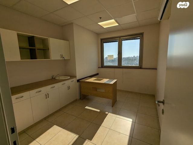 יצחק בן צבי 10