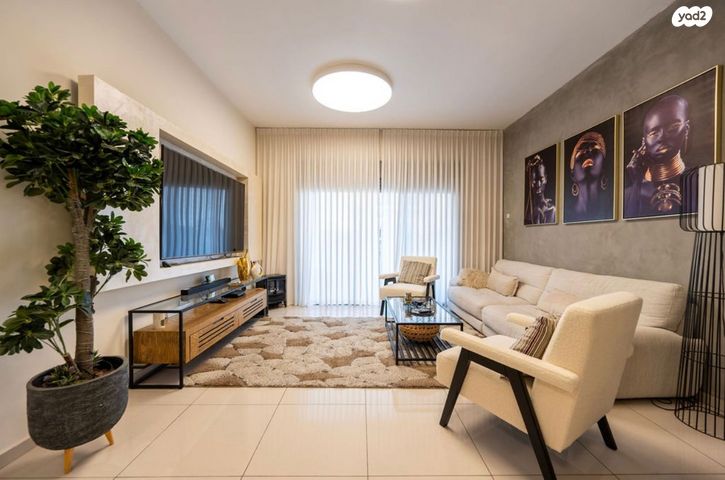 דירה, יונתן רטוש 12, ראש העין