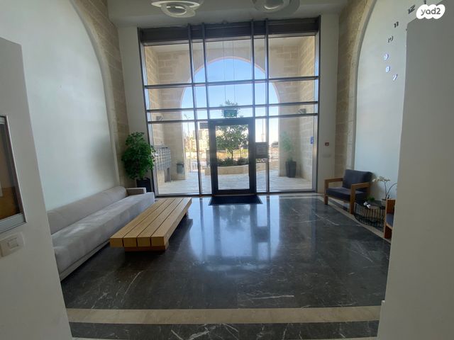 דירה, גרשון אבנר, ירושלים