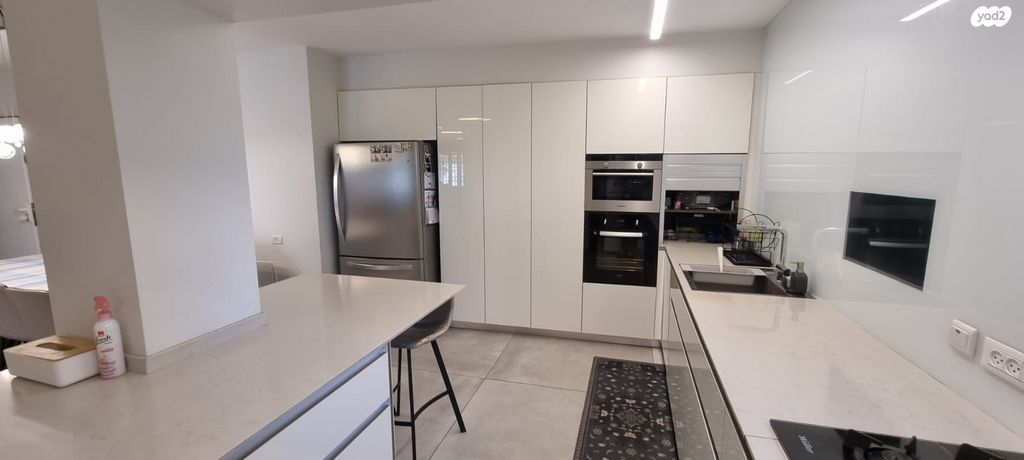 דירת גן, הצדיק מצ'כנוב, רמות, ירושלים