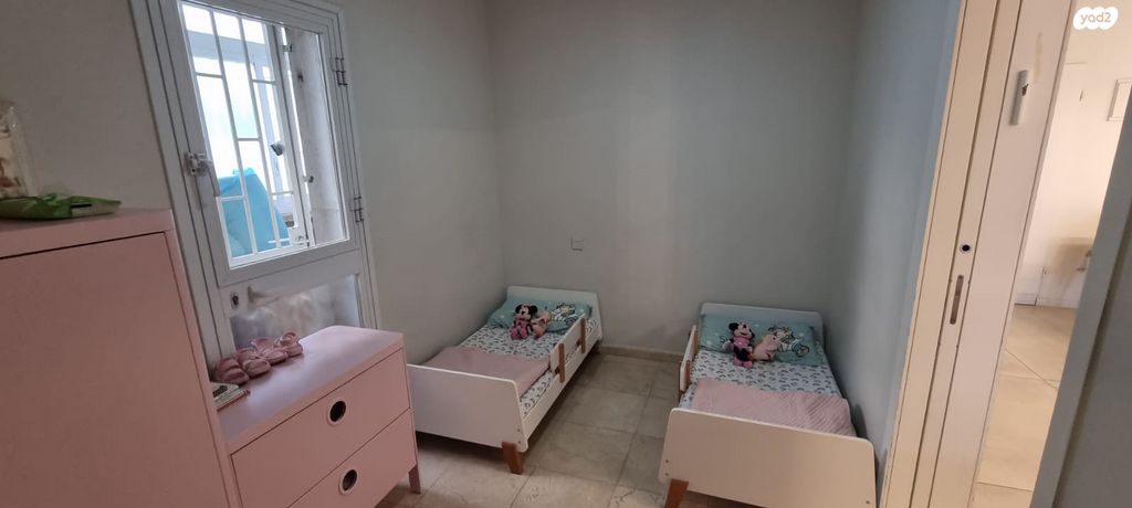 דירת גן, הצדיק מצ'כנוב, רמות, ירושלים