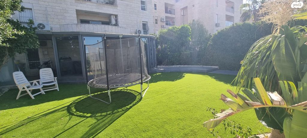 דירת גן, הצדיק מצ'כנוב, רמות, ירושלים