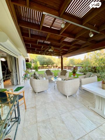 בית פרטי/ קוטג', נווה עמית, רחובות