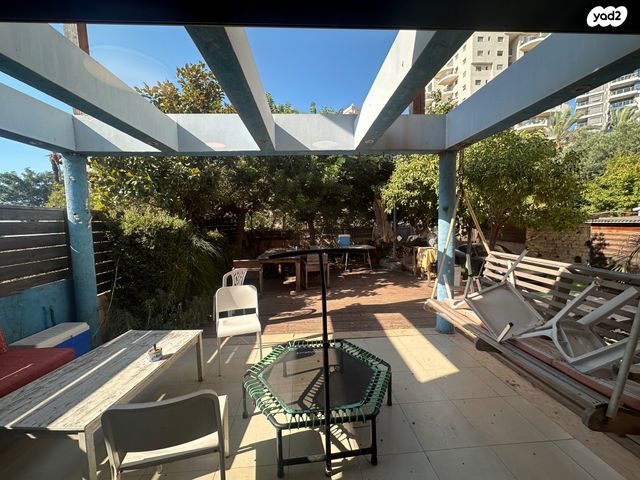 בית פרטי/ קוטג', עין הים, חדרה