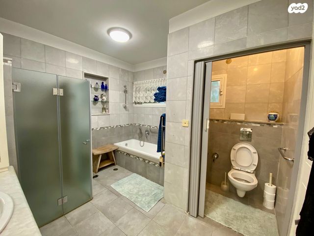 בית פרטי/ קוטג', נווה עמית, רחובות