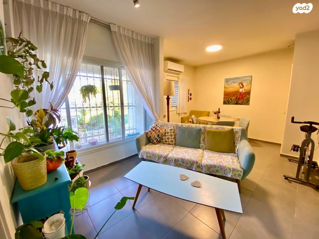 בית פרטי/ קוטג', נווה עמית, רחובות