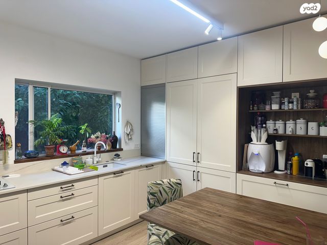 בית פרטי/ קוטג', עין הים, חדרה