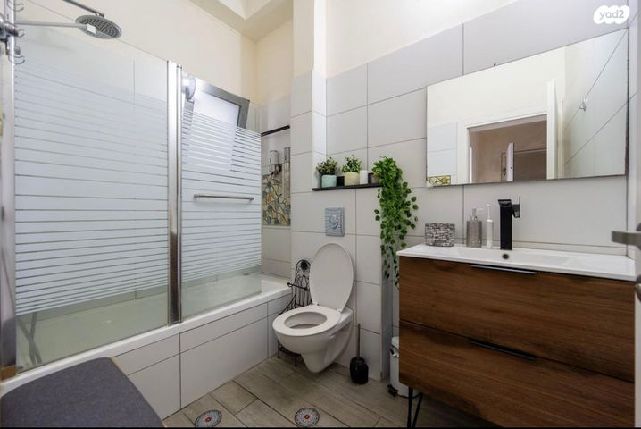 דירה, יונתן רטוש 12, ראש העין