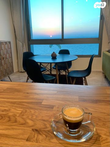 דירה, שדרות עובד בן עמי, נוף הטיילת, נתניה