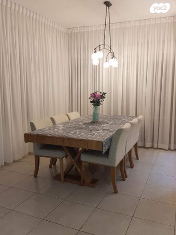 בית פרטי/ קוטג', אפרסמון 12, עומר