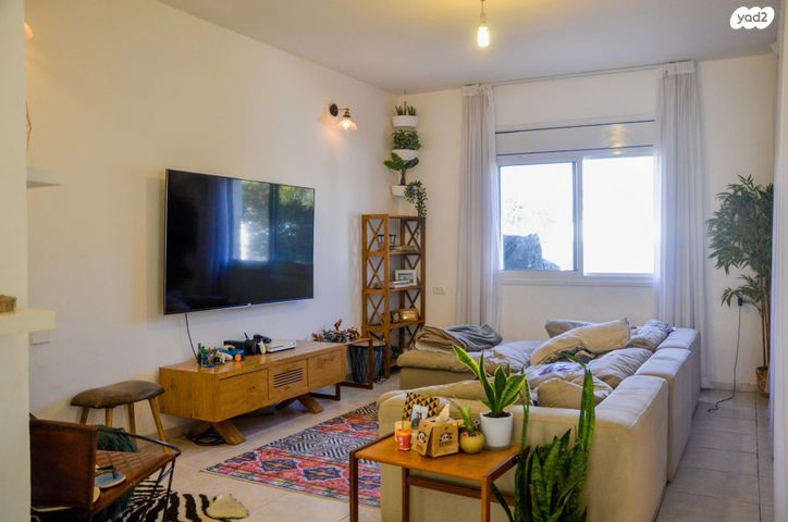 בית פרטי/ קוטג', אפרסמון 12, עומר