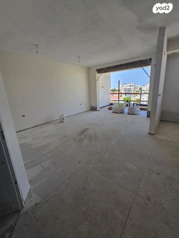 דירה, אחד העם, נהריה