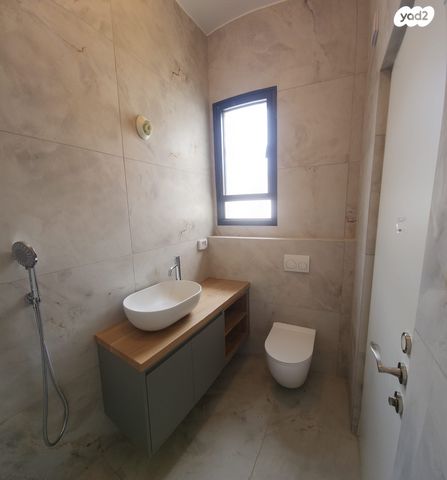 בית פרטי/ קוטג', יפה נוף, פרדס חנה כרכור