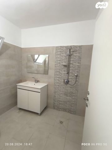 דירה, הרב אונטרמן, פתח תקווה