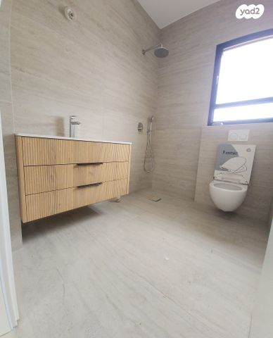 בית פרטי/ קוטג', יפה נוף, פרדס חנה כרכור