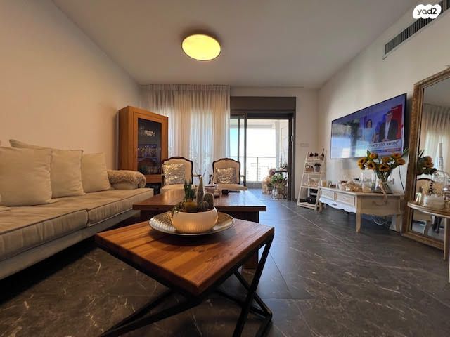 גג/ פנטהאוז, ליבת העיר, יהוד מונוסון